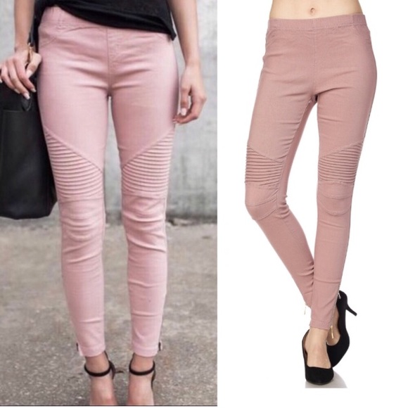 🌺Adorable Mauve Moto Jeggings with ankle zippers - Picture 3 of 4
